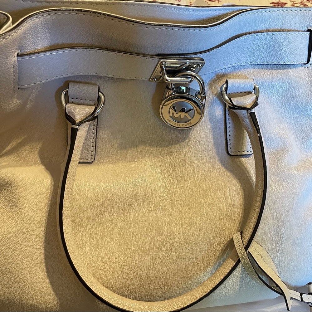 Michael Kors bag purchase direct from the store not an outlet